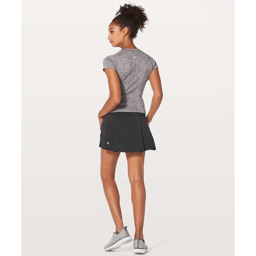 Lululemon Pace Rival Skirt (Regular) *4-way Stretch 13" size 8